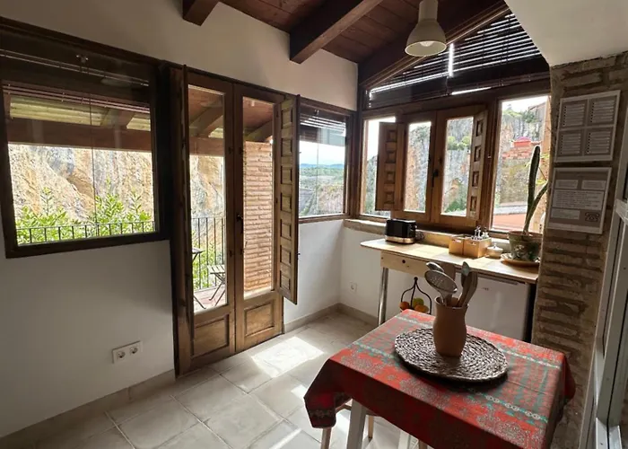 Casa Regacens 알퀘자르